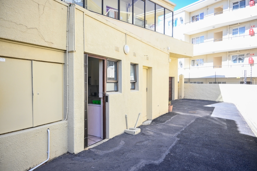 1 Bedroom Property for Sale in Strand South Western Cape